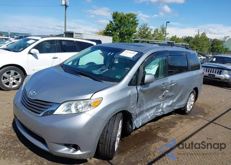 2014 Toyota Sienna Xle 7 Passenger z USA, uszkodzony, nr VIN 5TDDK3DC5ES076299